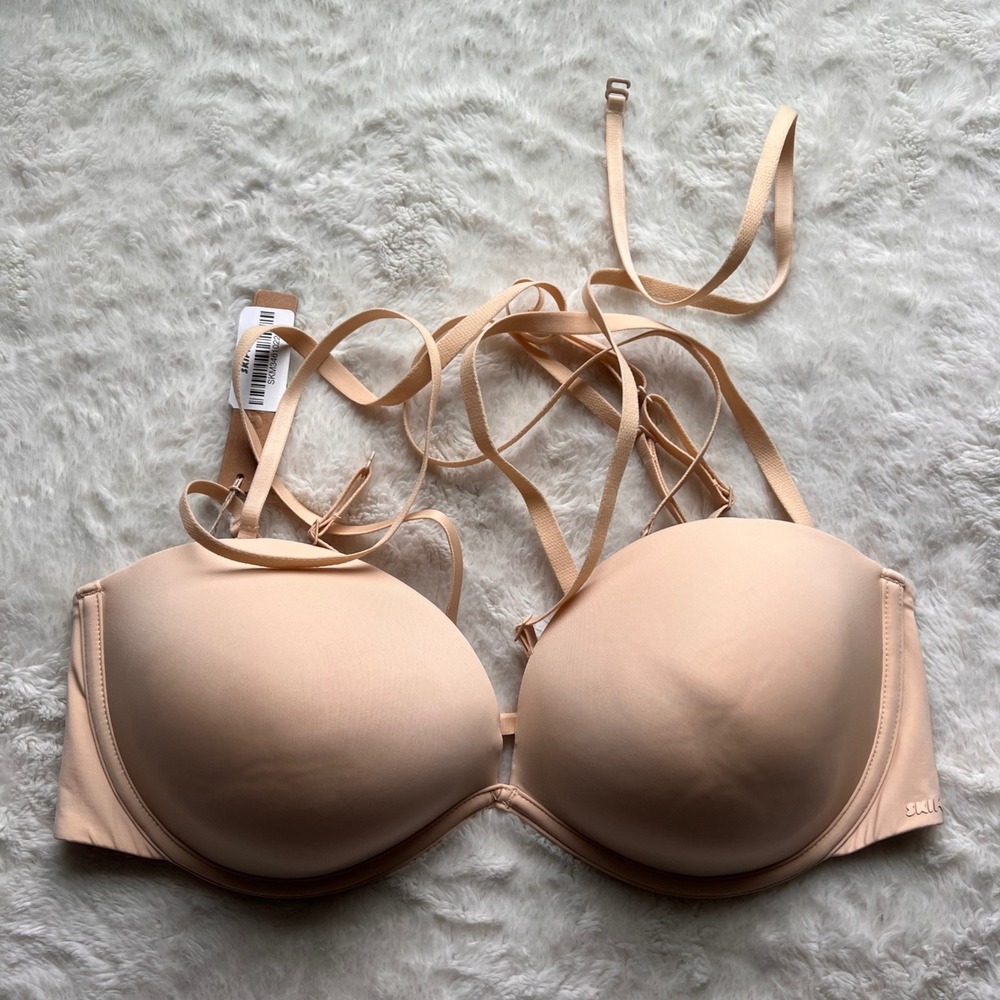 SKIMS Multi-Way Underwire Bra Sand ST-STP-5942W 38DD NWT Convertible Molded Cups